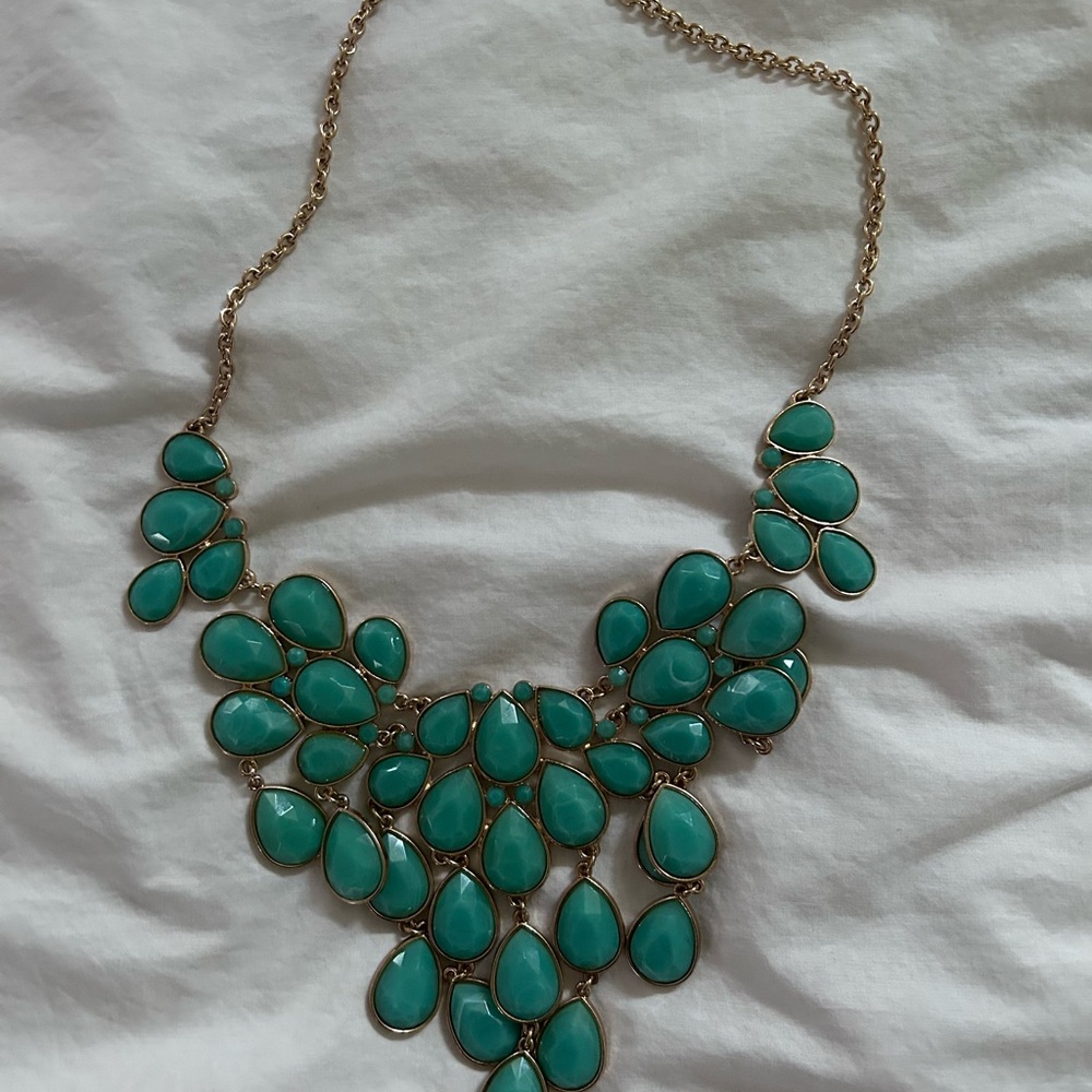 Elegant Gold and aqua retro statement bib Teardrop Necklace - Picture 3 of 6